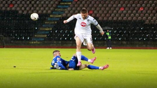 Renditja/ AF Elbasani fiton mes tensionit në Vlorë dhe merr kreun, ndalet Dinamo! Tirana thellon krizën, sot edhe dy ndeshje në Superligë