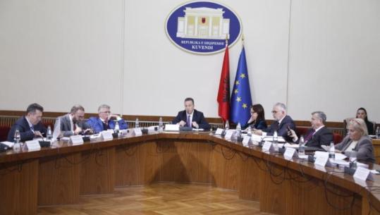 Konferenca e Kryetarëve/ Malaj prezanton pr.buxhetin: I rikthejmë dinjitetin pensionistëve, s’ka rritje taksash! Opozita debat: Ku është paketa fiskale?