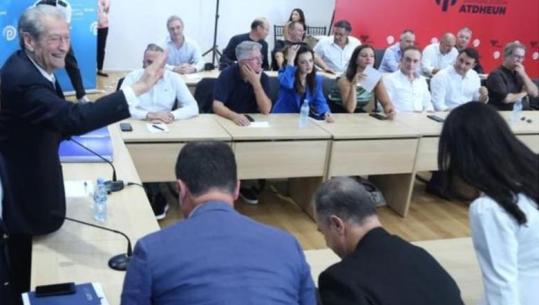 Endri Tafani: Ose janë budallenj, ose janë të çmendur