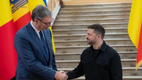 Vuçiç bisedon me Zelenskyn për 'agjendën ndërkombëtare'