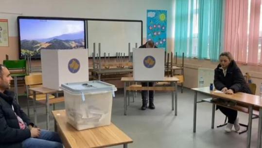 Vendoret në Kosovë/ KQZ: Pjesëmarrja deri në orën 17:00 ishte mbi 28%