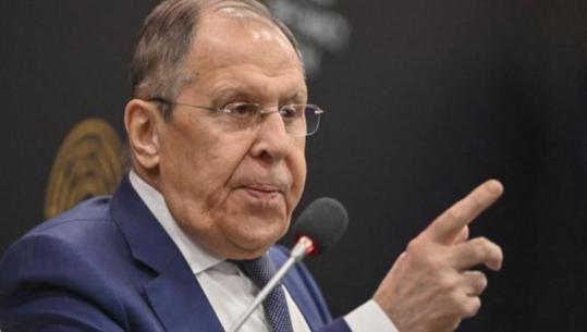 Lavrov: Plani i paqes të respektojë atë që u vendos në Anchorage me Trump