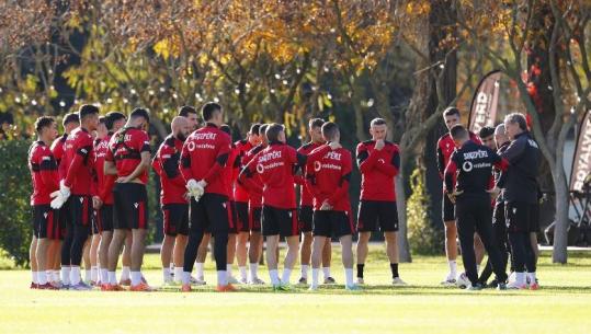 Kombëtarja me tre mungesa në stërvitjen e parë, dy futbollistë stërviten të diferencuar