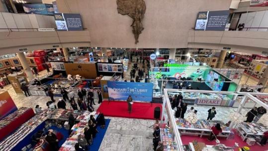 Roland Lami: Panairi i Librit dhe panairi i rrjeteve sociale