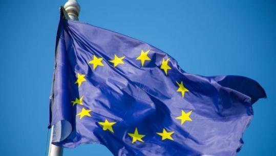 Ditmir Bushati: Frikë, poshtërim, shpresë