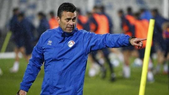 Njihuni me trajnerin e Andorrës, ka 15 vite që drejton ekipin dhe luan me skemën 5-4-1! Numëron 11 fitore në 135 ndeshje
