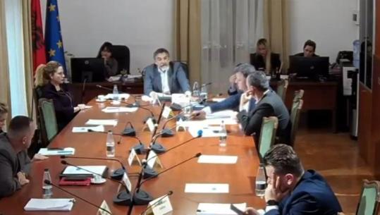Debat te 'Çështjet e Brendshme'/ Noka e ofendon, Çuçi kërkon përjashtimin e tij me 10 ditë: Do marrim masa! Mbyllet mbledhja 