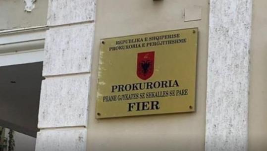 Mashtronte klientët dhe u merrte para për veprime fiktive, Prokuroria e Fierit dërgon në gjyq avokaten (EMRI)