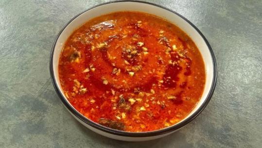 Trahana me pastërma dhe fasule nga zonja Albana