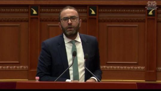 Bardhi: Ballukun nuk e zë gjumi për hallet e shqiptarëve! 100 milionë euro për pensionistët, ndërsa 50 milionë i vjedh Belinda me tunelin e Llogarasë
