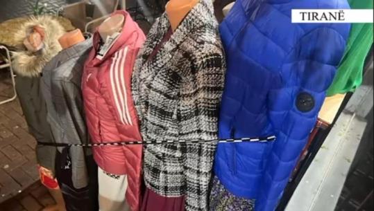 Shiste veshje të kontrabanduara nga Greqia, arrestohet administratorja e një dyqani rrobash në Tiranë (EMRI+VIDEO)