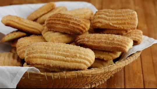 Biskota të buta me portokall dhe arra nga zonja Albana