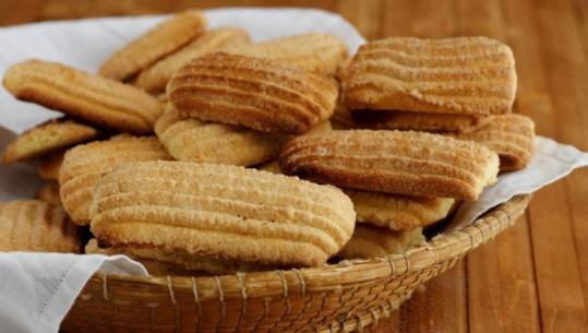 Biskota me portokall dhe arra nga zonja Albana