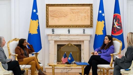 Kosovë/ Pas shpalljes së zgjedhjeve të parakohshme më 28 dhjetor, Osmani takim me të ngarkuarën me punë të SHBA-së