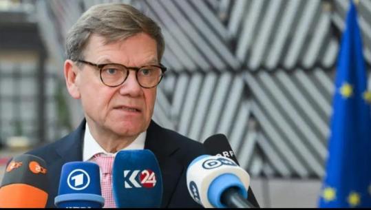 Ministri gjerman: Kievi mund të detyrohet të bëjë lëshime të dhimbshme