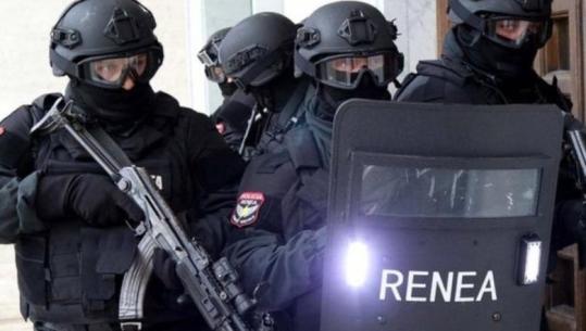 Kontrolle në Lezhë për personat në kërkim, RENEA dhe Policia e Shtetit ‘krehin’ banesa e biznese