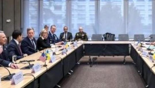 Paqja në Ukrainë, pas Gjenevës, amerikanët dhe rusët takohen në Abu Dhabi