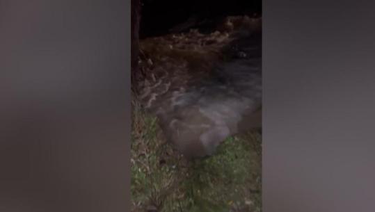 Elbasan/ Mbytet në përroin e fshatit Mlizë 39-vjeçari, dyshohet se ishte i dehur! Trupi u gjet pas disa orësh kërkime 