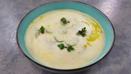 Kunguj me kos dhe hudhra, super recetë në 5 minuta nga zonja Albana