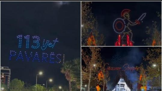 113 vite pavarësi/ Spektakël dronësh mbi Vlorë në Ditën e Flamurit (VIDEO)