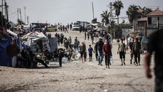 Bregu Perëndimor/ Kolonët izraelitë dhunojnë tre aktivistë italianë! Tajani: Kjo dhunë nuk i shërben asnjë qëllimi në arritjen e planit të paqes