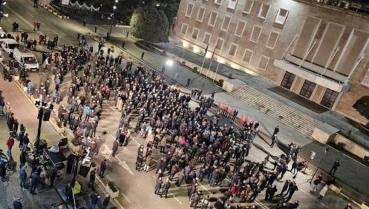 'Na quajtën tradhtarë në 2017', ish-deputeti i PD dhe shok i Zenit, kundër Berishës: Foltoret nuk kanë më kuptim, po hallakat demokratët