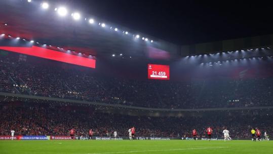 Ndeshja kundër Anglisë në 'Air Albania', FIFA gjobit FSHF-në prej tifozëve