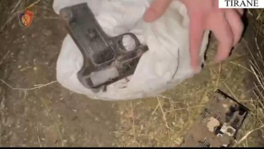 Lëviznin të armatosur, arrestohen dy të rinj në Tiranë! Sekuestrohen 4 armë zjarri dhe municion luftarak (EMRAT)