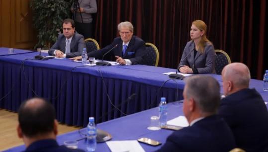 Berisha mbledh aleatët, por Mediu, Duka e Blushi mungojnë! Kreu i PD: Të gjejmë ujdinë për zgjedhoren e territorialen