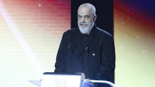 Kryeministri Rama: Bamirësia është disiplinë! Shqipëria hapi dyert për afganët, vendet e NATO-s i refuzuan! U bëmë shembull solidariteti