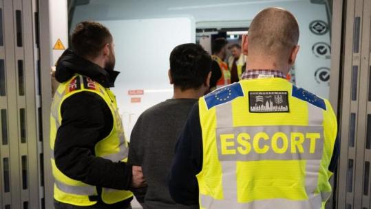  Masat e qeverisë Merz, bien me 51% kërkesat për azil në Gjermani! Ligji i shtetësisë do të ashpërsohet për 'mashtruesit'