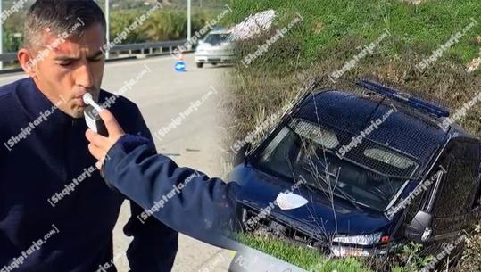 Furgoni i FNSH përplaset me makinën dhe përfundon në kanal, 2 efektivë të plagosur nga aksidenti në Fier