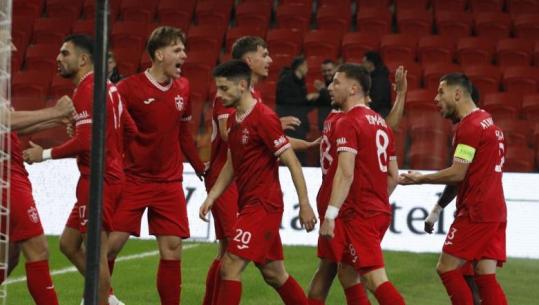 Tiranës i ka mbetur vetëm fanella, Partizani 'hakmerret' dhe e mposht 0-2 në derbi! Bardheblutë mbeten në fundin e renditjes