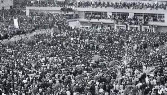 8 Dhjetori, dita kur populli ishte më përpara elitës