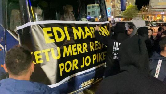 'Edi Martini këtu merr respekt, por jo pikët', tifozët e AF Elbasanit 'thumbojnë' trajnerin e Vllaznisë