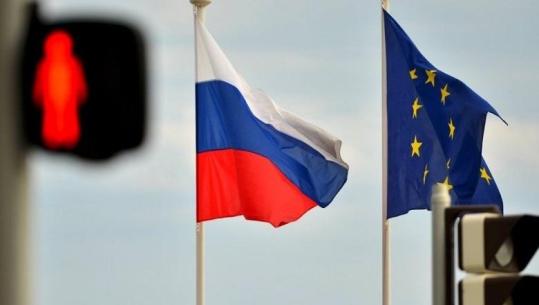 Vijon ‘përleshja’ në distancë midis Brukselit dhe Moskës! Ironia e Dmitriev: Dëgjoni babin Donald