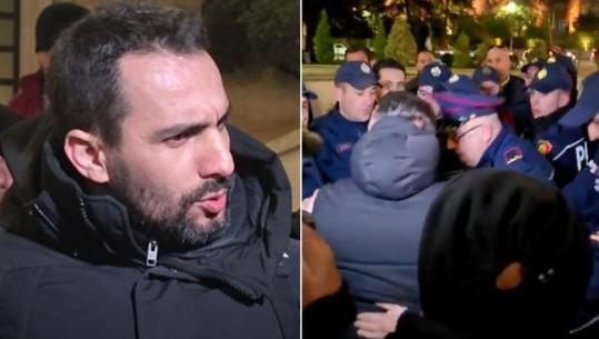 'Shqipëria Bëhet' protestë para Kryeministrisë, përplasje me policinë për çadrat, Lapaj: Do vendosim qindra, s'na intimidojnë dot (VIDEO)