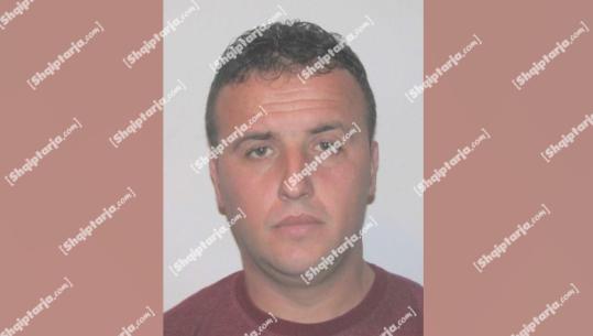 Bëri të mundur takimin e Nuredin Dumanit dhe Ervis Martinajt, Report Tv siguron foton e Alket Xhixhës të arrestuar në Fushë-Kuqe