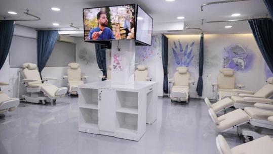 Shtohen 30 poltronë për pacientët në spitalin Onkologjik, Sala: Ky është vetëm hapi i parë, vijojmë investimet