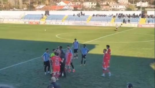 Kategoria e Parë/ Përplasje dhe katër kartona të kuq në Laç, vendasit mposhtin 2-1 Skënderbeun! Korabi fiton në Fier, tri pikë për Pogradecin