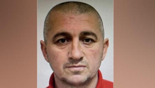 Angli/ Shqiptari rikthehet ilegalisht në Britani pasi ishte depërtuar për vrasje në Shqipëri, kapet duke drejtuar një fermë kanabisi
