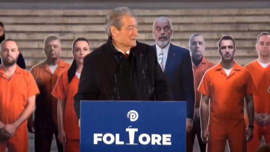 Berisha: Shikoni se çfarë bëjnë me protestën paqësore të Lapajt, policia me akte banditësh i heq karriget e çadrat