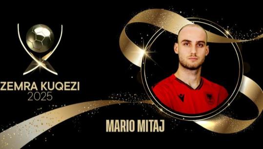 Topi i Artë 2025/ Mario Mitaj nderohet me trofeun 'Zemra Kuq e Zi' nga tifozët shqiptarë