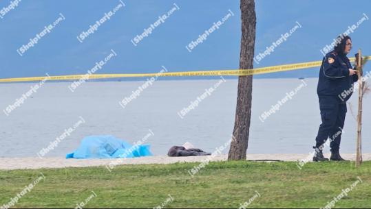 Vlorë/ Gjendet një person i pajetë në breg të detit në 'Lungomare', nuk dihen ende shkaqet e vdekjes