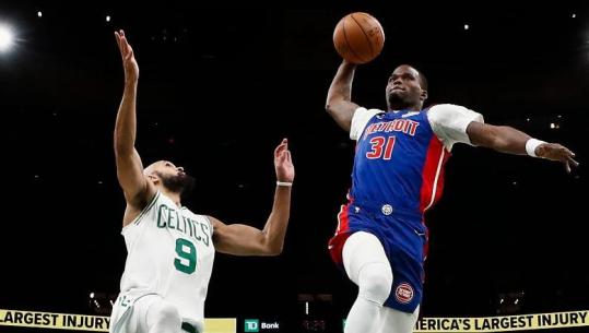 NBA/ Detroit thyen Bostonin dhe udhëheq në Lindje, Denver dhe Utah i falen shtesës