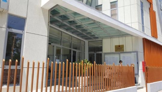 Gjykata liron nga burgu 16 të arrestuarit për ndotjen mjedisore nga kompanitë e ferrokromit, cakton masën 'detyrim paraqitje'