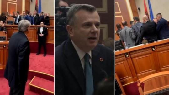 VIDEO/ Po filmonte kaosin në Kuvend, Berisha bëhet lëmsh dhe ‘merr në mbrojtje’ Ballën: Kriminel, larg duart nga Taulanti