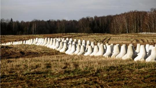 Polonia do të fillojë prodhimin e minave kundër personelit për t’i vendosur përgjatë kufirit lindor