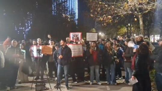 Rikthimi i Ballukut në detyrë, 'Lëvizja Bashkë' protestë para Kuvendit