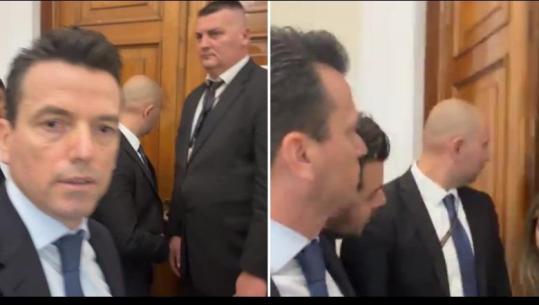 Shehaj kërkon të marrë pjesë në mbledhjen me dyer të mbyllura të Këshillit për Ballukun: Filluan avazet PS-PD, nuk duan që t’iu prishim planet